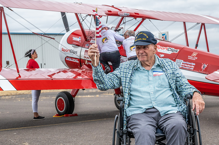 Nominate a Senior Veteran to Take Flight!